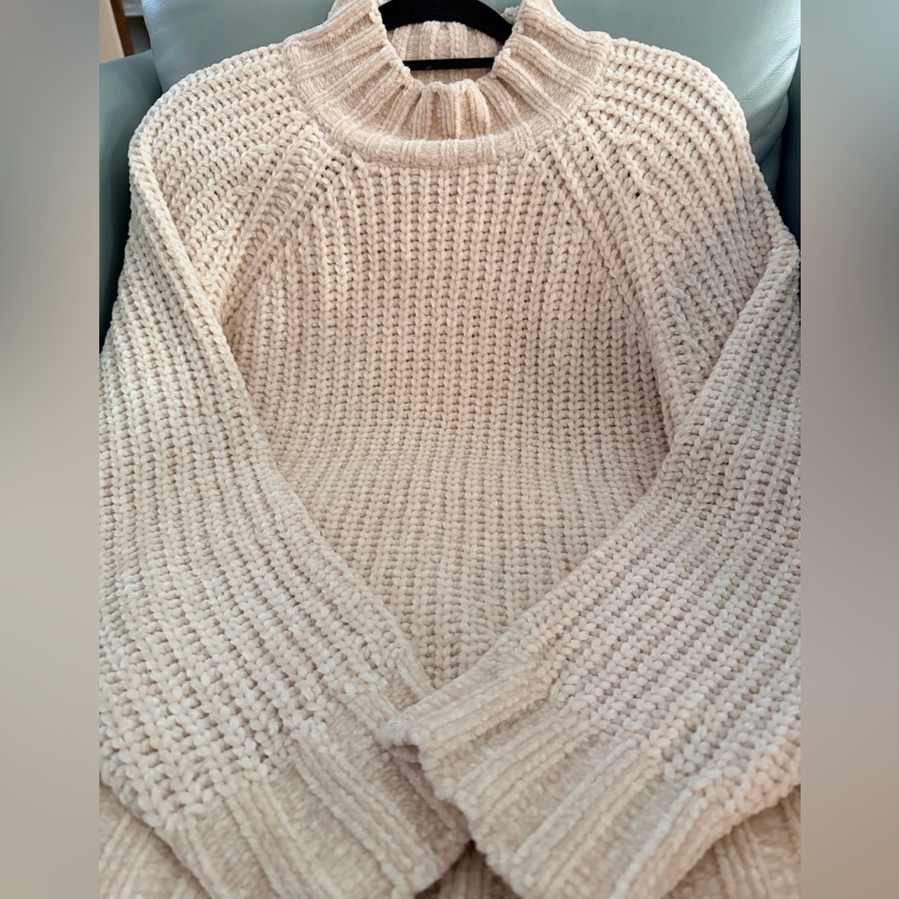 Bella Dahl Cream Chenille Chunky Mock Neck Sweater- Size M - Picture 12 of 14
